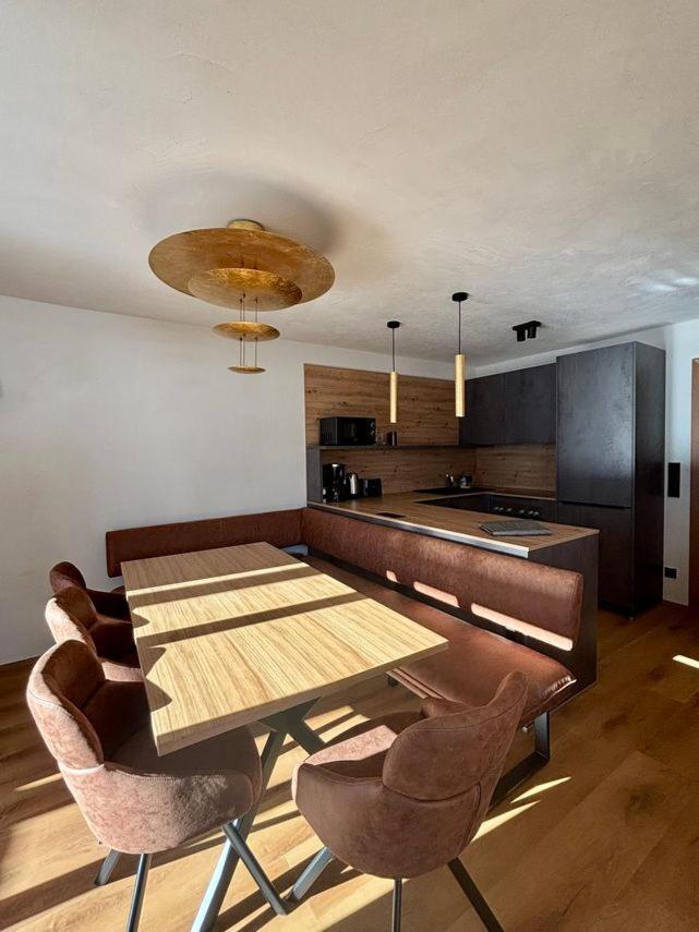 Berwang Chalets - Enzian エクステリア 写真