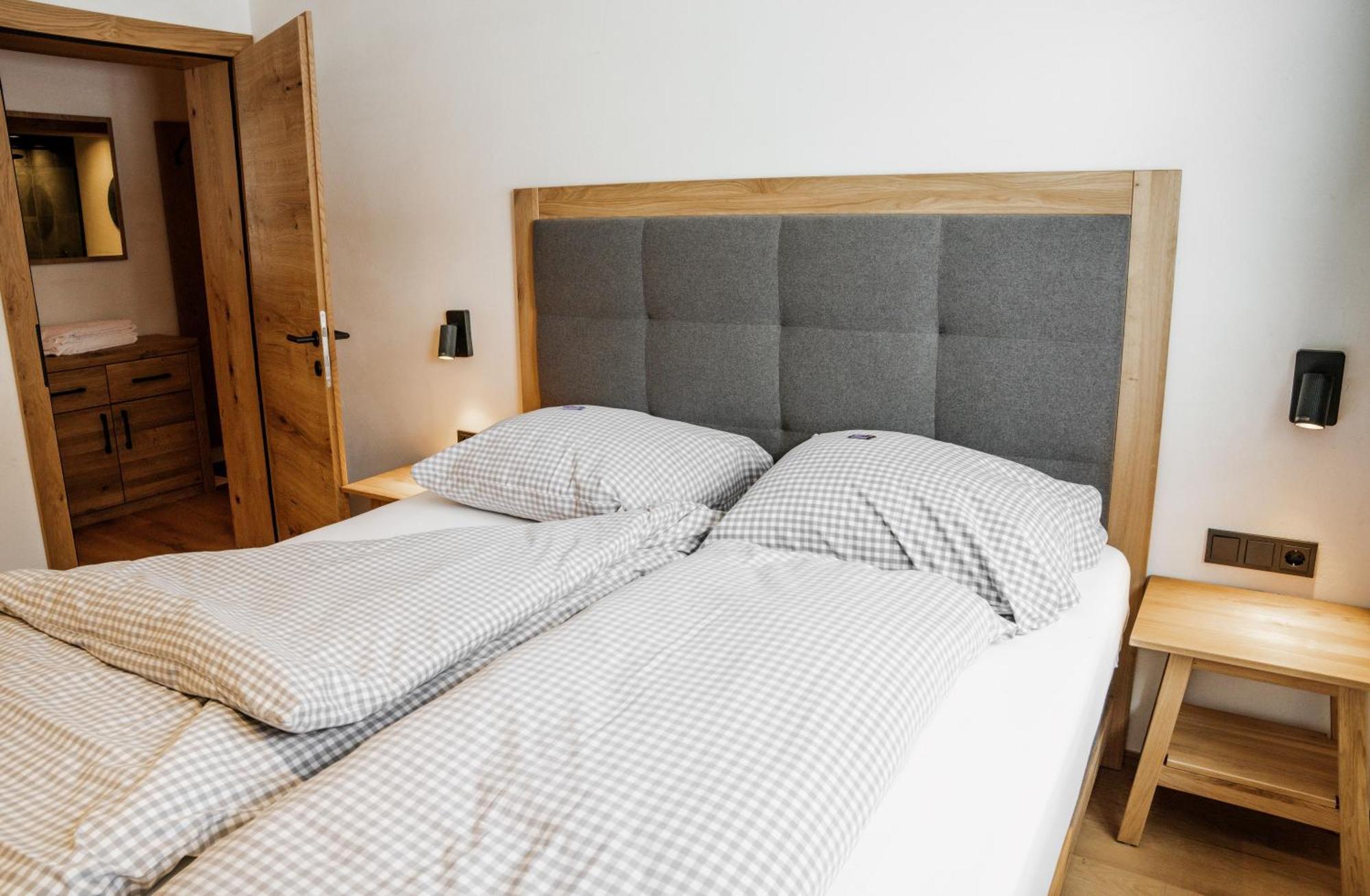 Berwang Chalets - Enzian エクステリア 写真