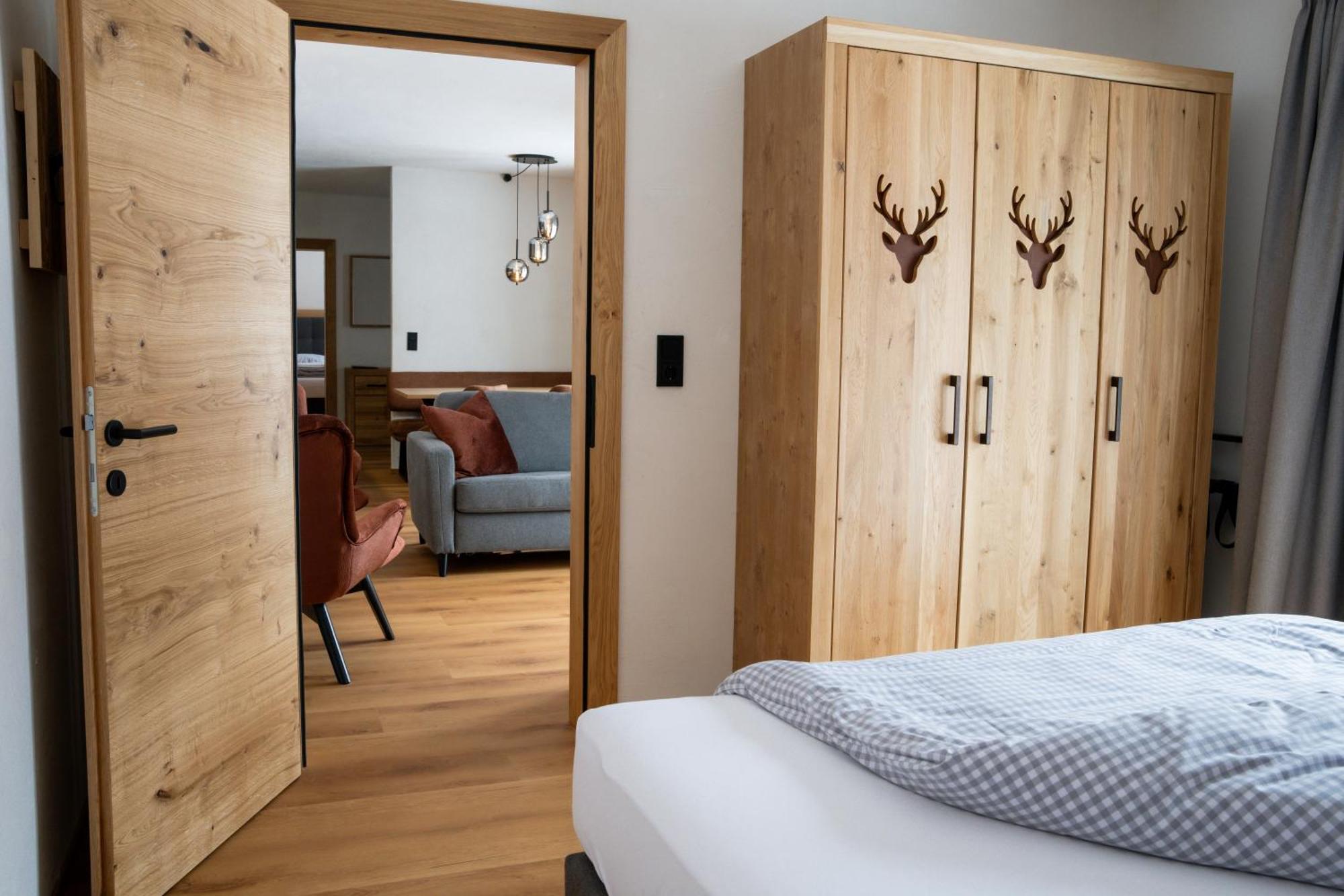 Berwang Chalets - Enzian エクステリア 写真